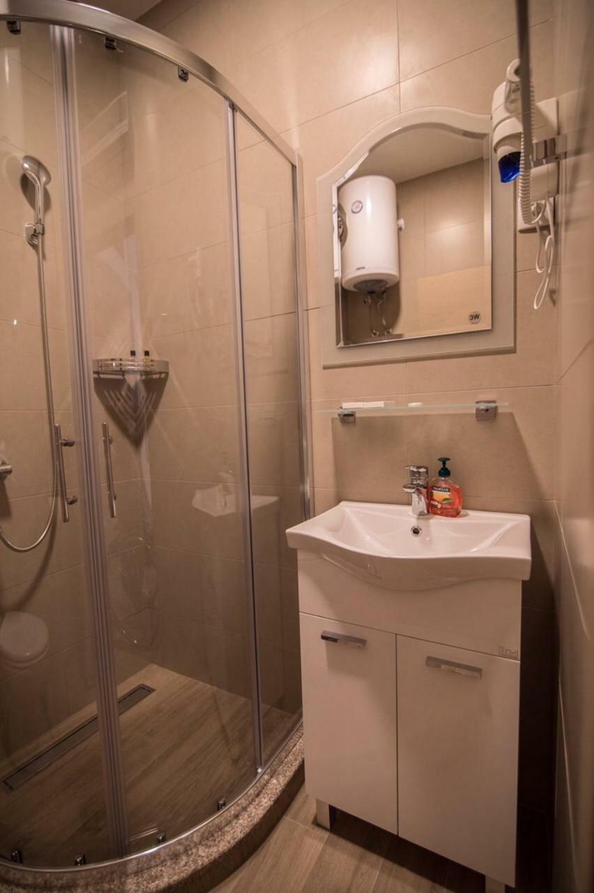 Apartmani Mg トレビニエ エクステリア 写真